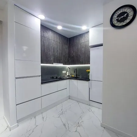 Апартаменты Avalon On Lypynskogo Street Львов Экстерьер фото
